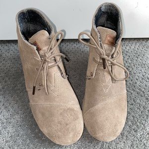 Toms Tan Booties